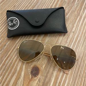 Ray ban polarized aviator sunglasses. Brown lense, matte gold frame